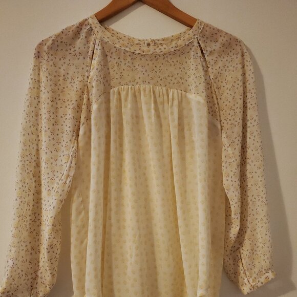 Flowy summer blouse - Picture 2 of 7